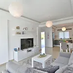 Villa Skyline Paradise *