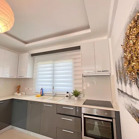 Skyline Paradise Villa *