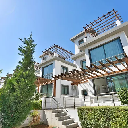 Villa Skyline Paradise